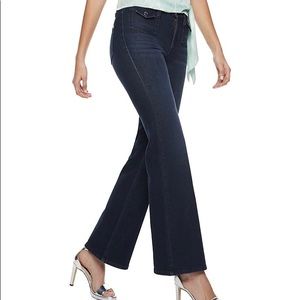 Nine West SZ 8 Flare Leg Denim Blue Jeans New D25